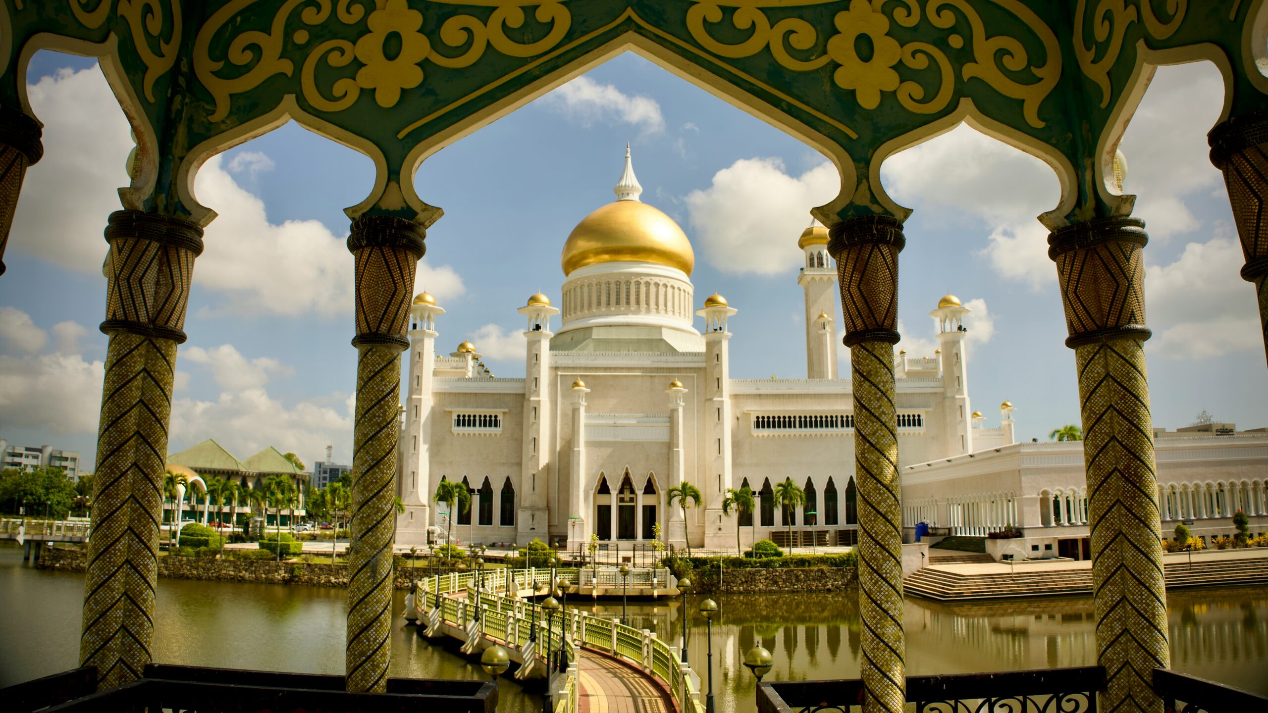 Brunei — Bandar Seri Begawan mosque