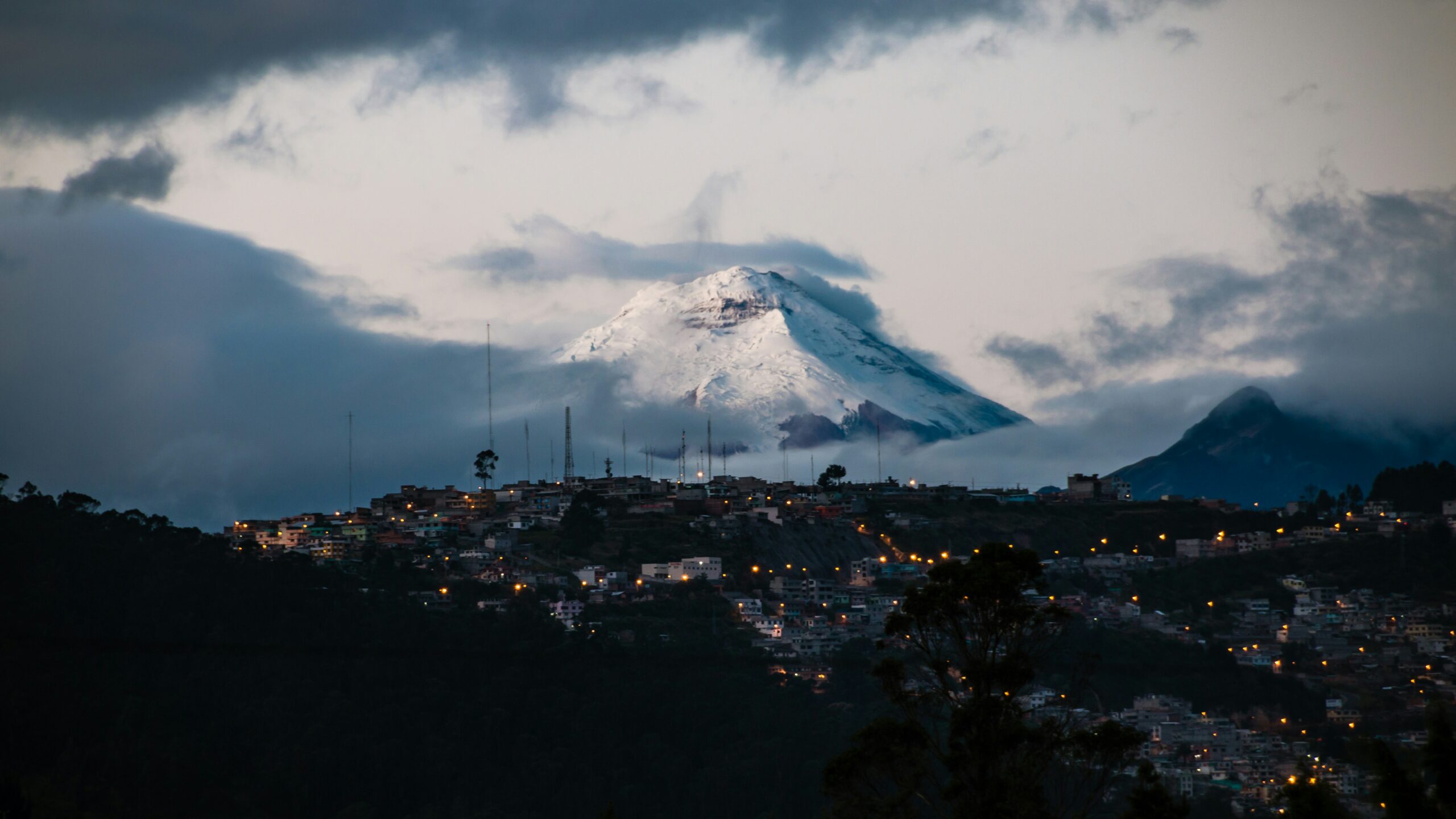 Ecuador — Cotopaxi volcano over Quito