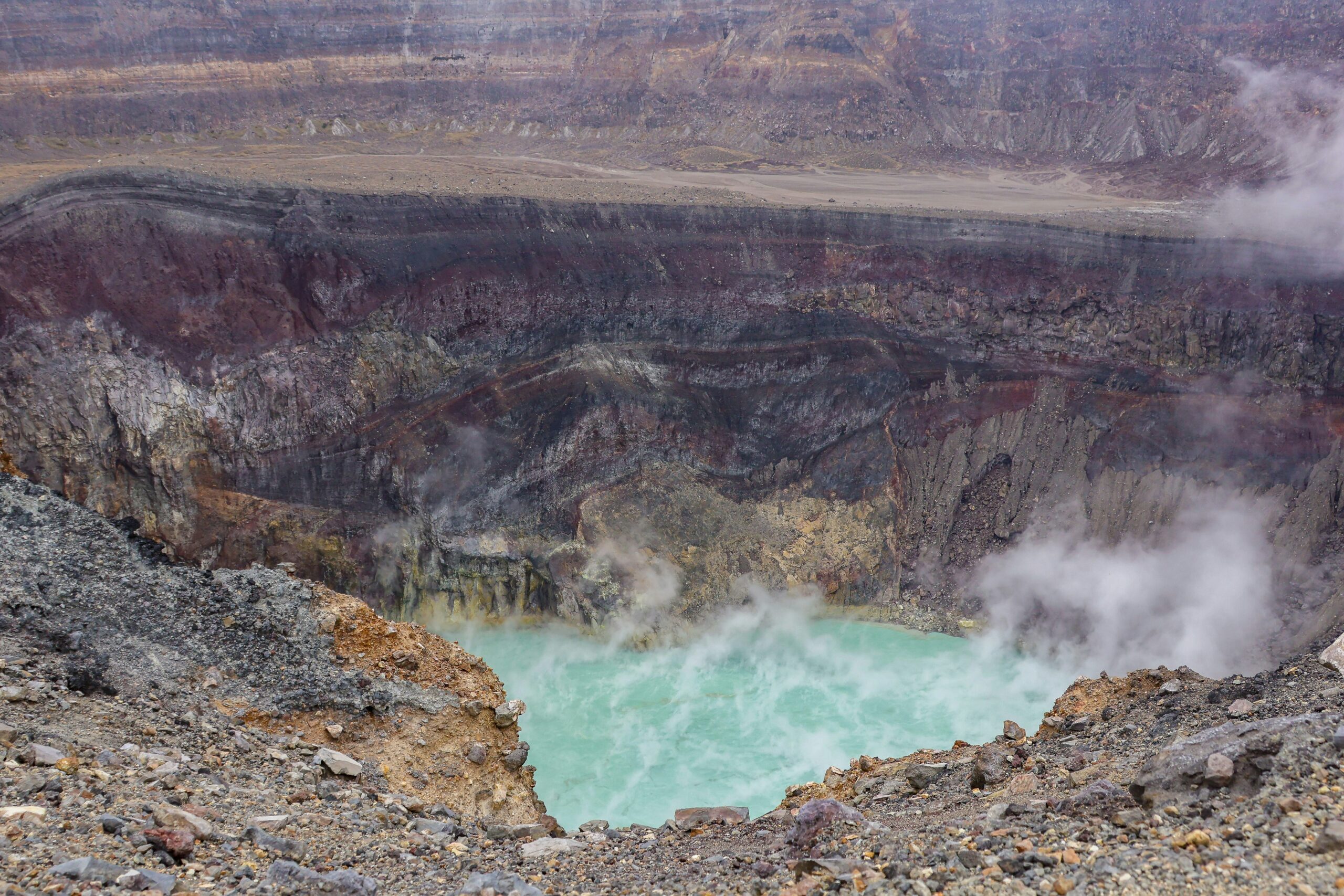El Salvador — Santa Ana volcano crater