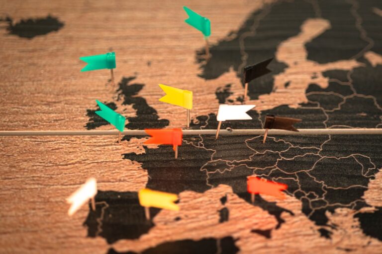 Europe bundle — map with pins