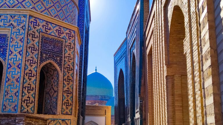 Uzbekistan — Registan, Samarkand