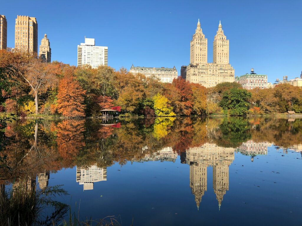 usa-autumn-central-park-lake